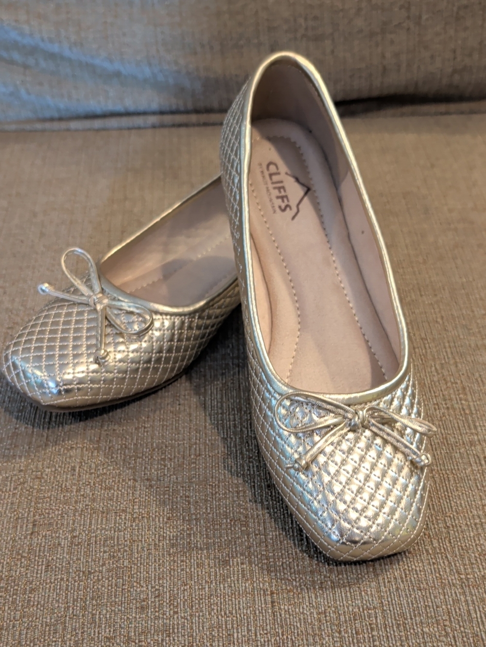 Bessy Metallic Flats